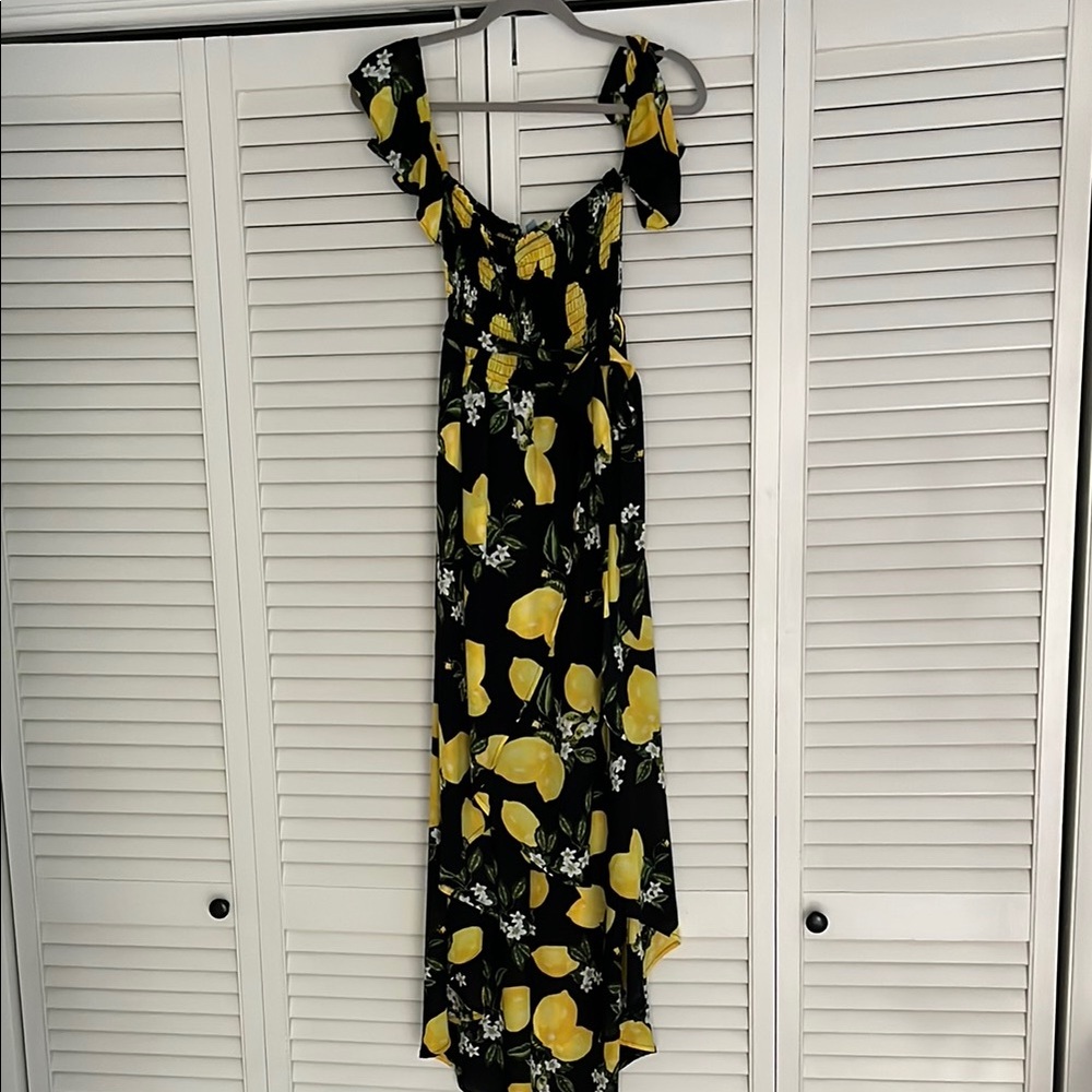Floral Black and Yellow Women's Dress (size Small)
